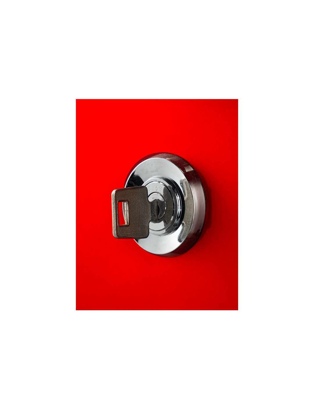 SHINJIN VOGO SAFE MODEL VGF-360 Red UAE | Iwantsafe